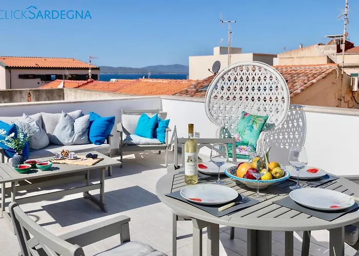 Clicksardinia Historic Centre Cosy Penthouse With Sea View Terrace Apartment Alghero