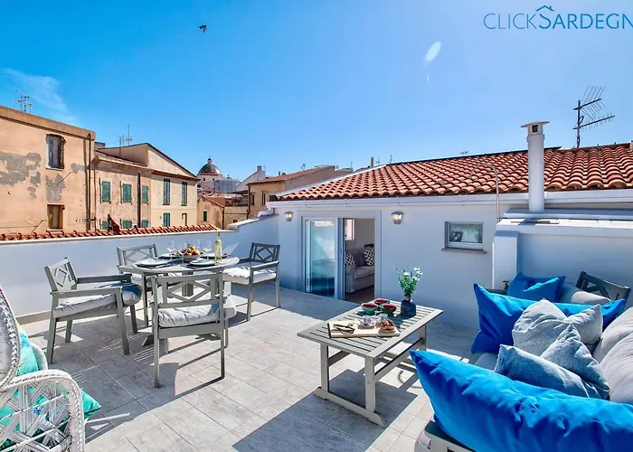Clicksardinia Historic Centre Cosy Penthouse With Sea View Terrace Alghero