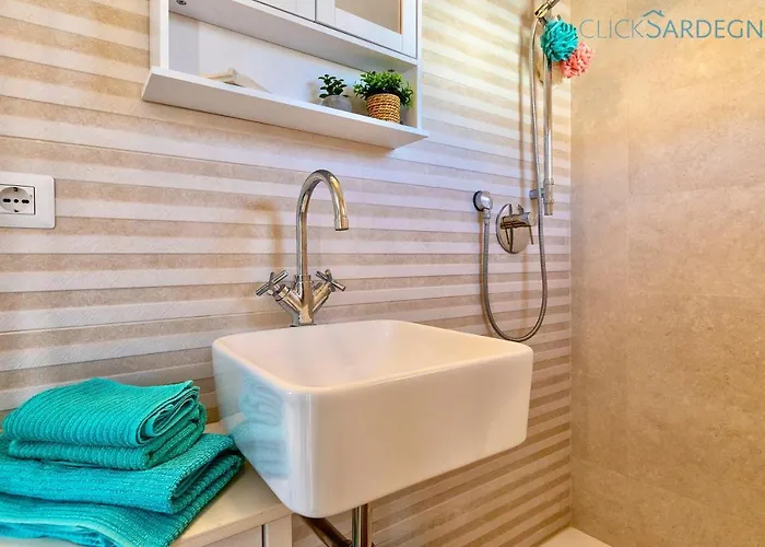 Clicksardinia Historic Centre Cosy Penthouse With Sea View Terrace *