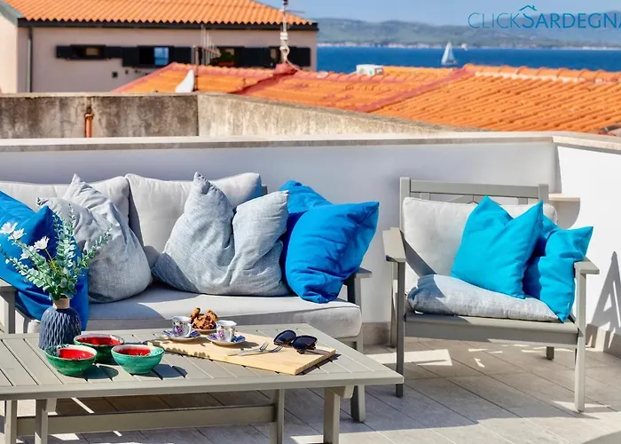 Clicksardinia Historic Centre Cosy Penthouse With Sea View Terrace *