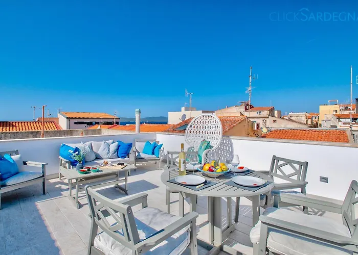 Clicksardinia Historic Centre Cosy Penthouse With Sea View Terrace