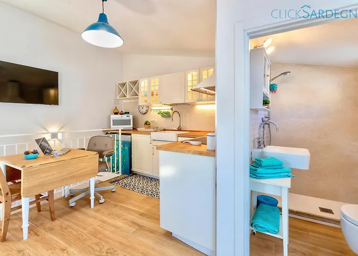 Clicksardinia Historic Centre Cosy Penthouse With Sea View Terrace Apartment *